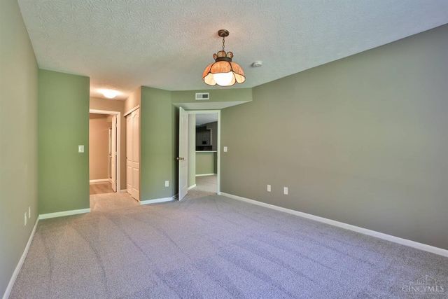 715 Castlegate Lane, Springfield Twp., OH 45231