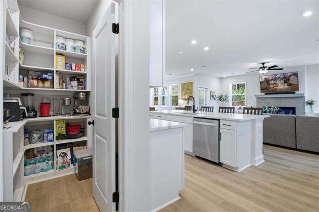 2435 Hidden Creek Road, Kennesaw, GA 30152