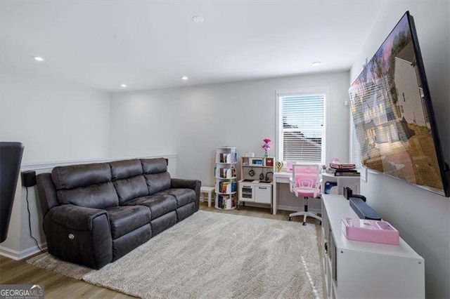 2435 Hidden Creek Road, Kennesaw, GA 30152