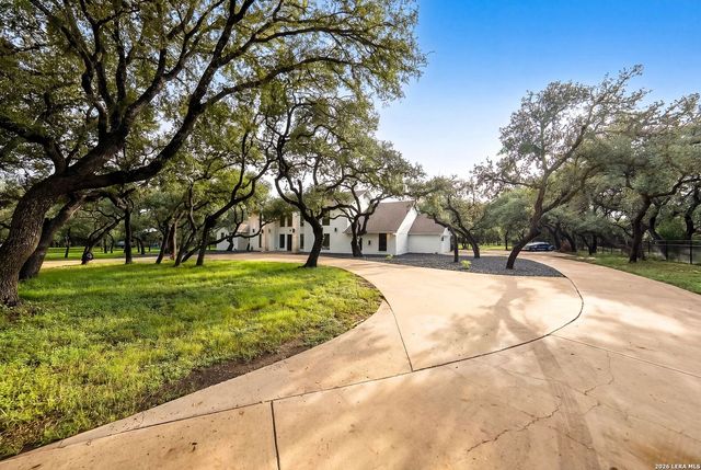 412 Cliffside Dr, Shavano Park, TX 78231