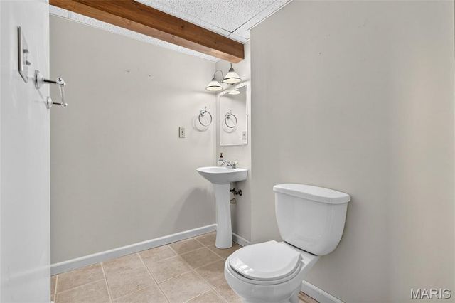 1201 Summerwood Drive, St Peters, MO 63376