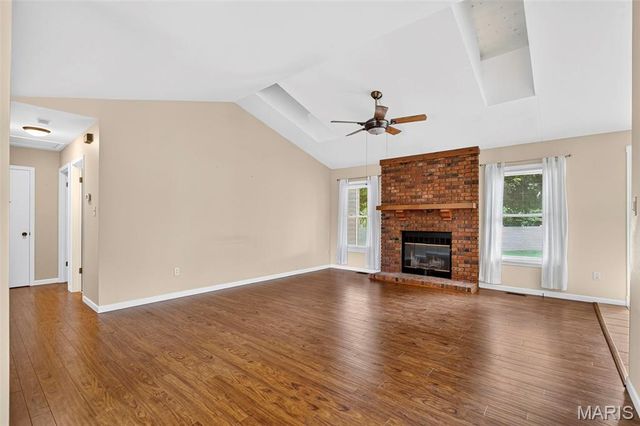 1201 Summerwood Drive, St Peters, MO 63376