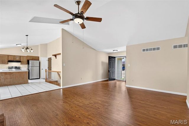 1201 Summerwood Drive, St Peters, MO 63376
