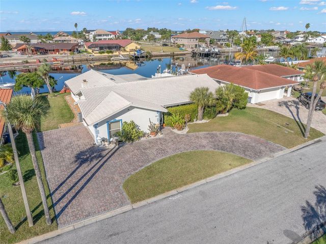 5451 WINDWARD WAY, New Port Richey, FL 34652