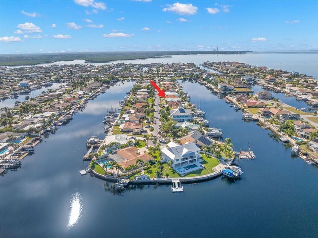 5451 WINDWARD WAY, New Port Richey, FL 34652