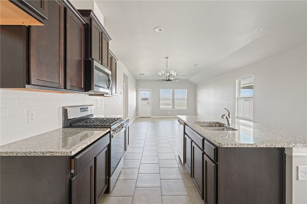 7618 Herd Rider, Corpus Christi, TX 78414 — photo 2
