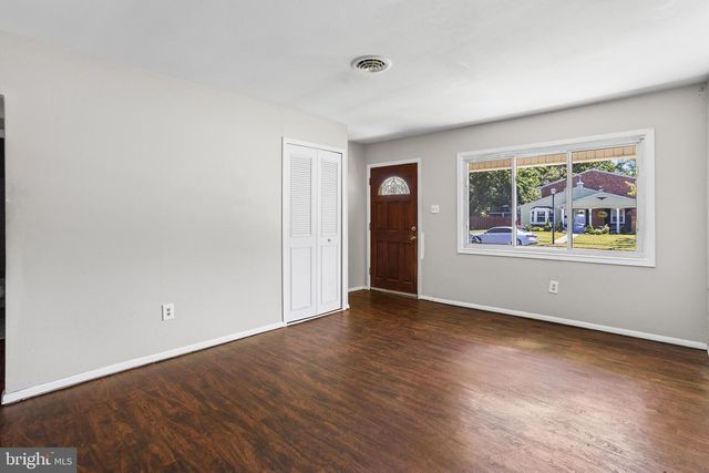 81 ROCKLAND DR, Willingboro, NJ 08046