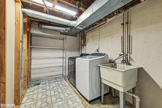 14130 Merriweather Street, Sterling Heights, MI 48312