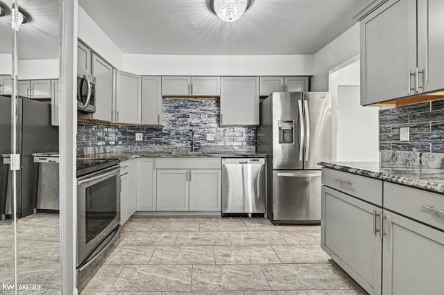 14130 Merriweather Street, Sterling Heights, MI 48312