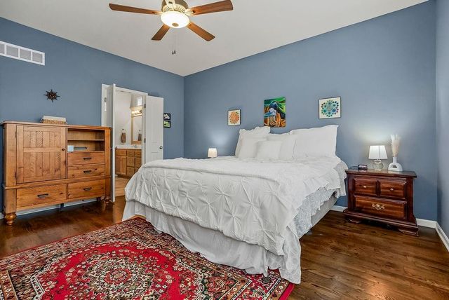 25496 W 148th Terrace, Olathe, KS 66061