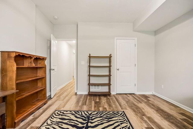 25496 W 148th Terrace, Olathe, KS 66061