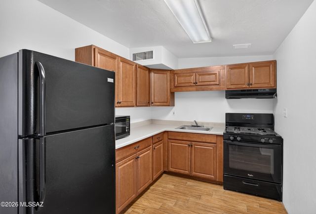 1215 E Kentucky Street, Tucson, AZ 85714