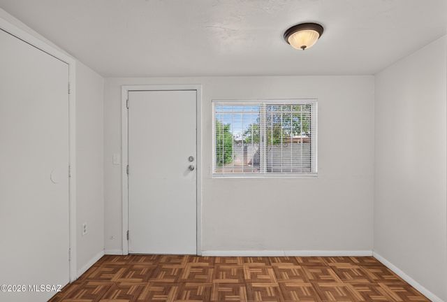 1215 E Kentucky Street, Tucson, AZ 85714