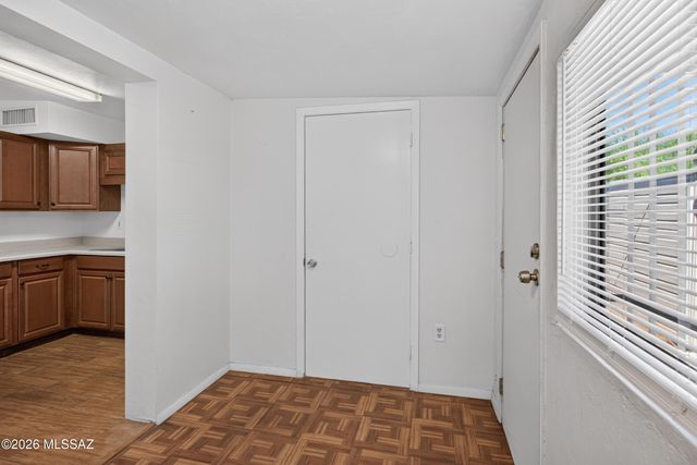 1215 E Kentucky Street, Tucson, AZ 85714