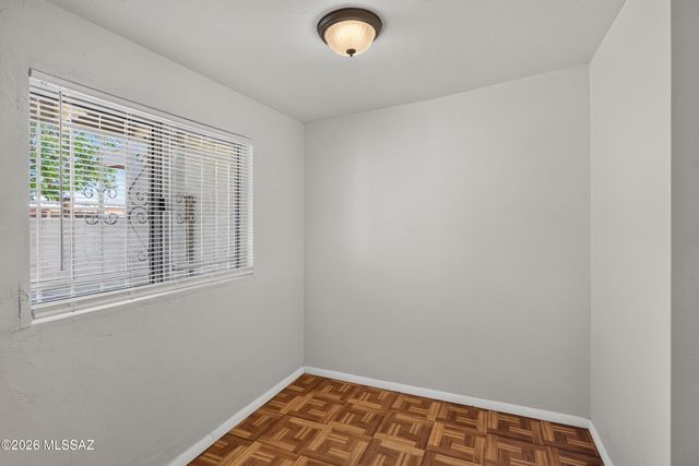 1215 E Kentucky Street, Tucson, AZ 85714