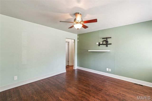 1275 St Mark Drive, Florissant, MO 63031