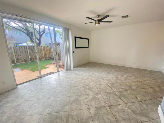 791 NW 42ND Place, Deerfield Beach, FL 33064