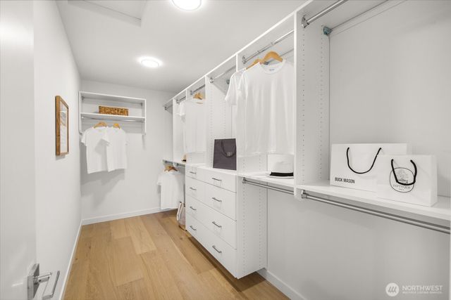 713 N 70th Street, Seattle, WA 98103