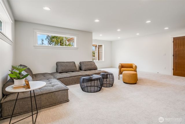 8110 Shirley Avenue, Gig Harbor, WA 98332