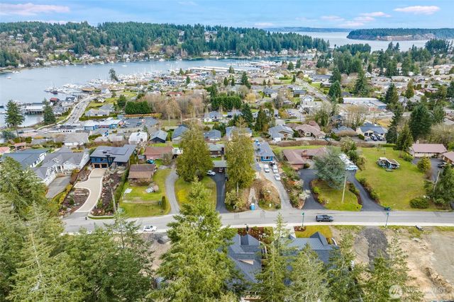 8110 Shirley Avenue, Gig Harbor, WA 98332