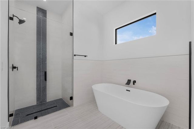 2515 NW 41st AVE, Cape Coral, FL 33993