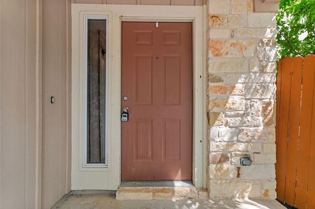 4523 Felicity LN, Austin, TX 78725