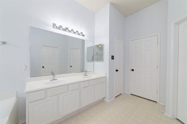 19311 Scarlet Cove Drive, Tomball, TX 77375