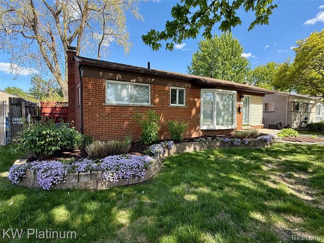 25530 Marilyn Avenue, Warren, MI 48089