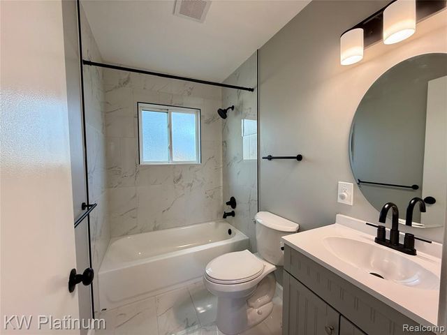 25530 Marilyn Avenue, Warren, MI 48089