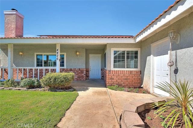 4426 Corona, Norco, CA 92860