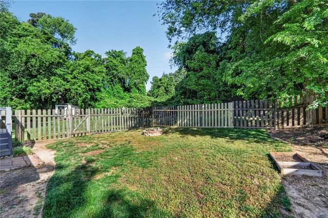3086 Caldwell Road NE, Atlanta, GA 30319