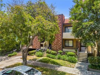 1207 N Columbus Avenue, Glendale, CA 91202