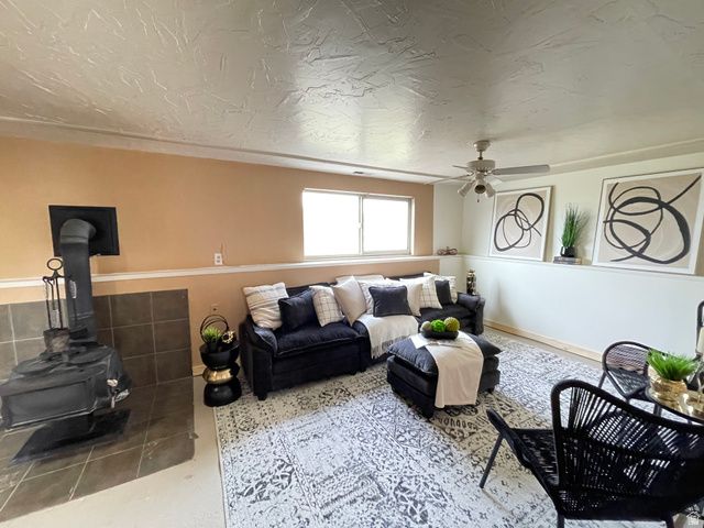 9968 S FLINT DR, Sandy, UT 84094