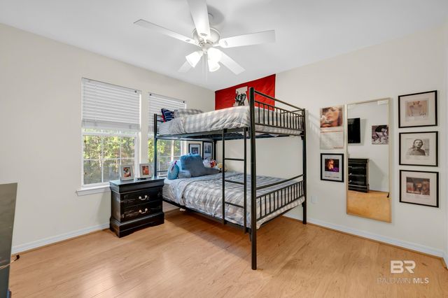 515 Parkwood Avenue, Daphne, AL 36526