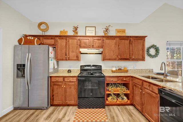 515 Parkwood Avenue, Daphne, AL 36526