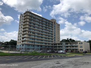 3320 Bardstown Rd #48, Louisville, KY 40218