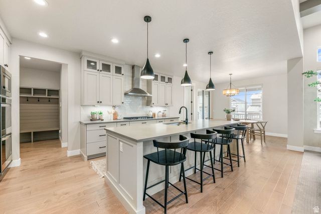 8043 S AMBROSIA LN, West Jordan, UT 84081