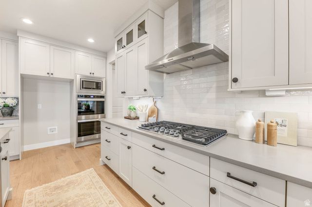 8043 S AMBROSIA LN, West Jordan, UT 84081