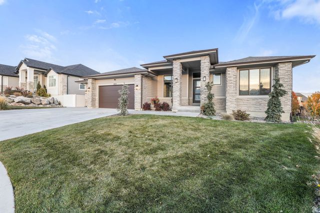 8043 S AMBROSIA LN, West Jordan, UT 84081