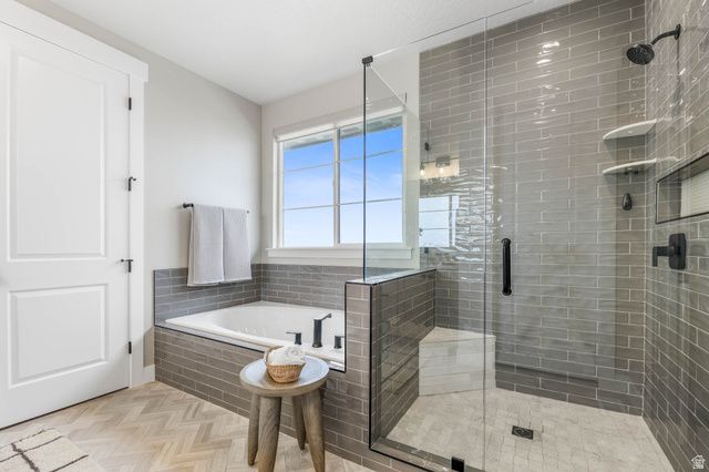 8043 S AMBROSIA LN, West Jordan, UT 84081