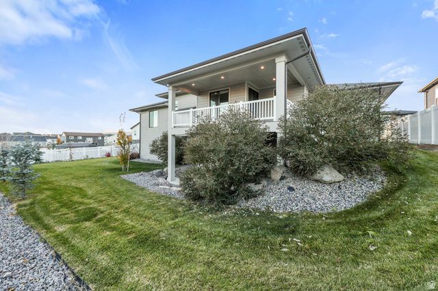 8043 S AMBROSIA LN, West Jordan, UT 84081