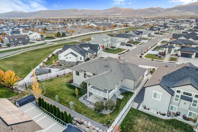 8043 S AMBROSIA LN, West Jordan, UT 84081