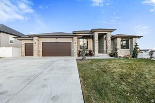 8043 S AMBROSIA LN, West Jordan, UT 84081