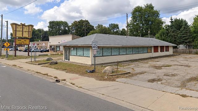 284 S Telegraph Road, Pontiac, MI 48341
