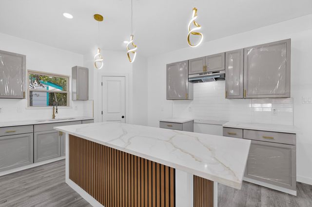 2946 Darby Drive, Dallas, TX 75227