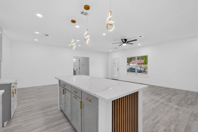 2946 Darby Drive, Dallas, TX 75227