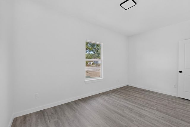2946 Darby Drive, Dallas, TX 75227