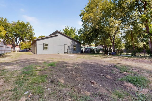 2946 Darby Drive, Dallas, TX 75227