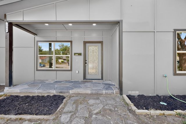 2946 Darby Drive, Dallas, TX 75227