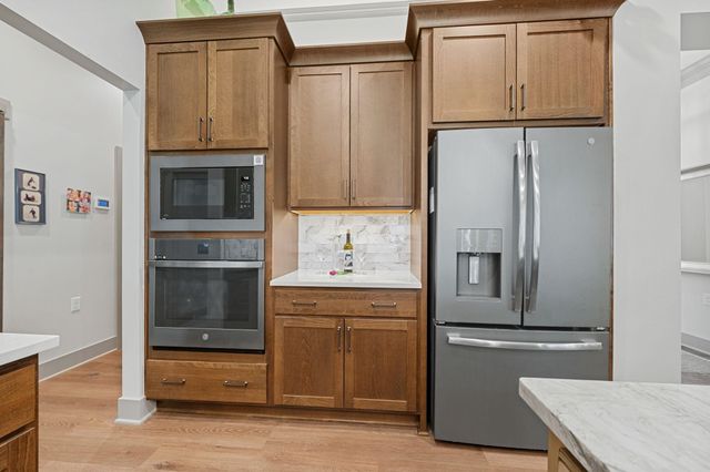 5451 W 26th, Wichita, KS 67205